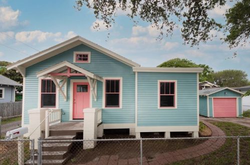 2011 49th St, Galveston TX  77551-5212 exterior