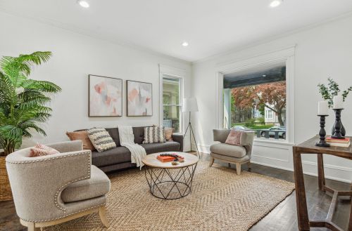 2750 Murray Ave, Milwaukee WI  53211-3645 exterior