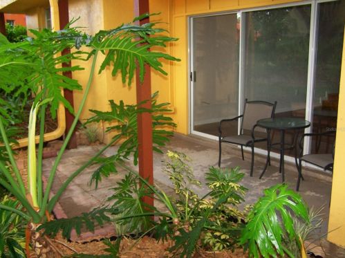 784 Michigan St, Orlando, FL 32806-4668