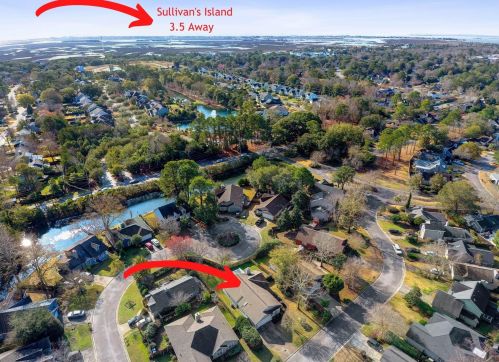 1309 Pilsdon Crst, Mount Pleasant SC  29464-3822 exterior