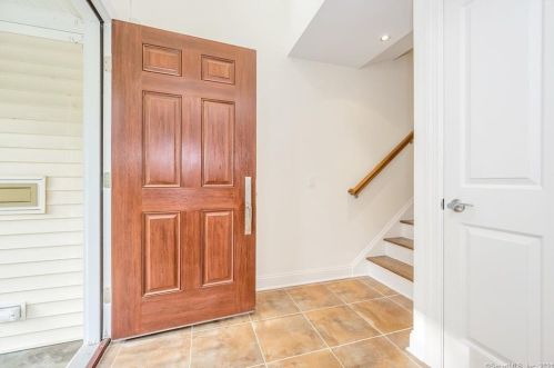 55 Birchwood Rd, Stamford, CT 06907-1904
