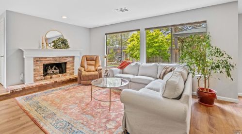 1229 Grove Cir, Benicia CA  94510-1711 exterior