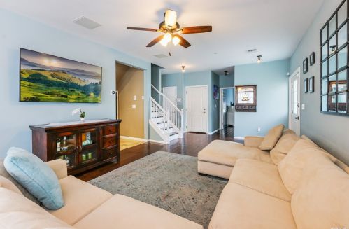 178 Saltaire Ln, Far Rockaway, NY 11692-2315