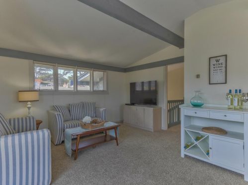 1136 Beacon Ave, Del Monte Park CA  93950-2106 exterior