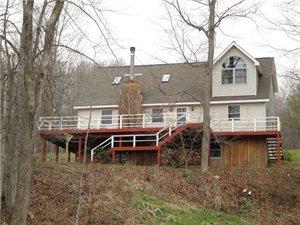 5010 Gooseneck Rd, Delevan, NY 14042-9716