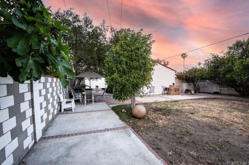 6201 Kraft Ave, North Hollywood CA  91606-4123 exterior