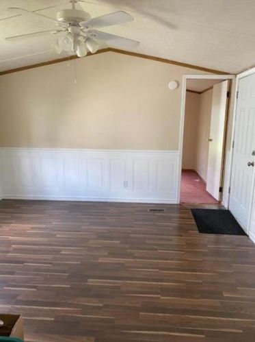 209 1st St, Grays Landing, PA 15461-1518