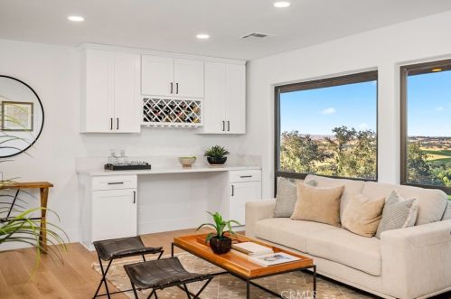 3310 Neal Spg Rd, Templeton CA  93465-9636 exterior