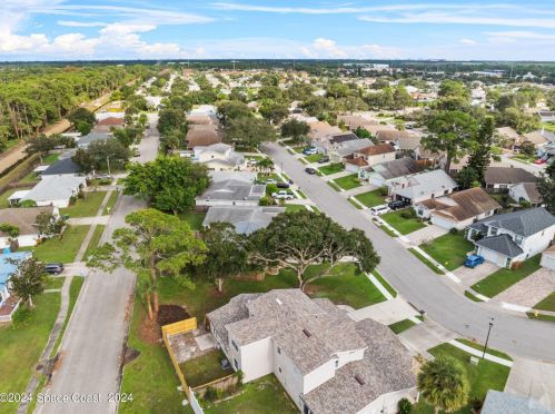 1328 Cypress Bnd Cir, Melbourne FL 32934-7249 exterior