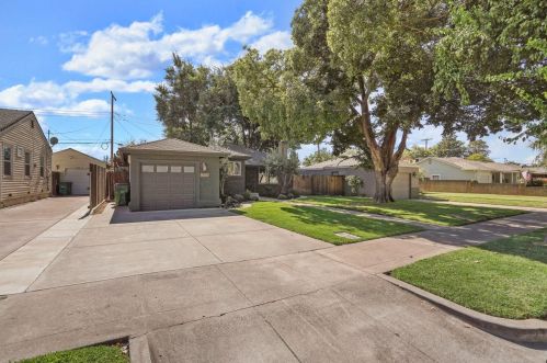 520 Falls Ave, Lodi CA  95240-1018 exterior