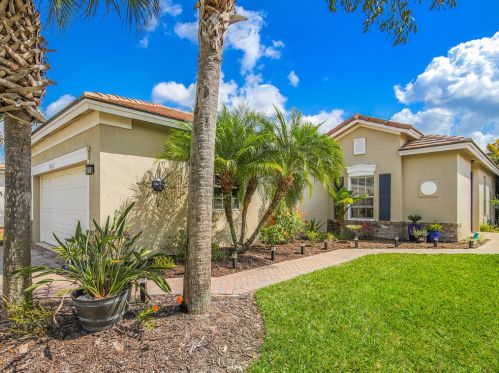 9742 Glenbrook Dr, Fort Pierce, FL 34987-2406