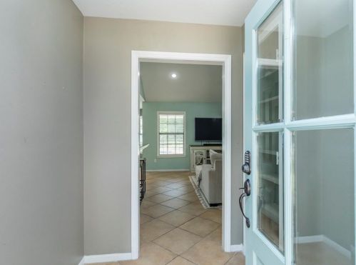 110 Pine Place St, Mont Belvieu TX  77535 exterior