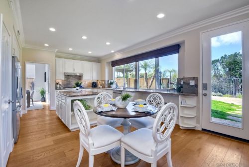 3460 Paseo Ancho, Carlsbad CA  92009-9517 exterior