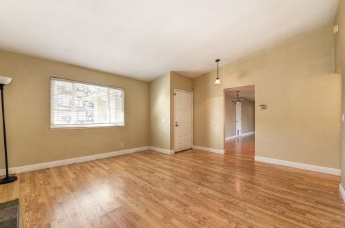 8437 Juglans Dr, Citrus Heights CA  95662-3048 exterior