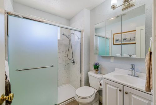 17319 Via Susana, San Lorenzo CA  94580-2650 exterior