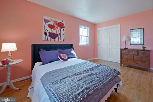 28 Fieldston Rd, Princeton NJ 08540-6429 exterior