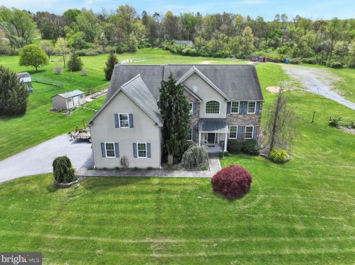 3041 Ridgeview Dr, Molino, PA 17961-2337