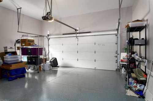 2 Bluff Ridge Ct, Greensboro NC  27455-2298 exterior