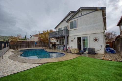 20608 Sarazen Pl, Grayson CA  exterior