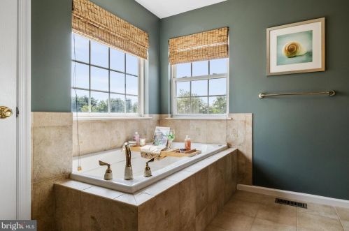 16 Livingston Ln, Lumberton Township NJ  08048-6210 exterior