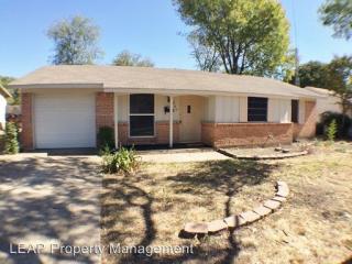 206 Island Dr, Richardson TX  75081-3624 exterior
