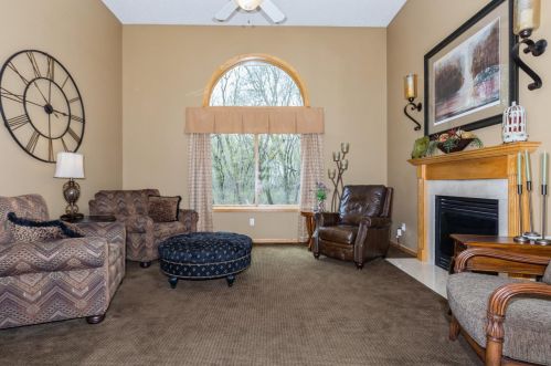 12241 Walnut Dr, Otsego, MN 55374-4513