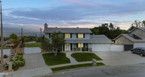2725 Fletcher St, Simi Valley, CA 93065-5136