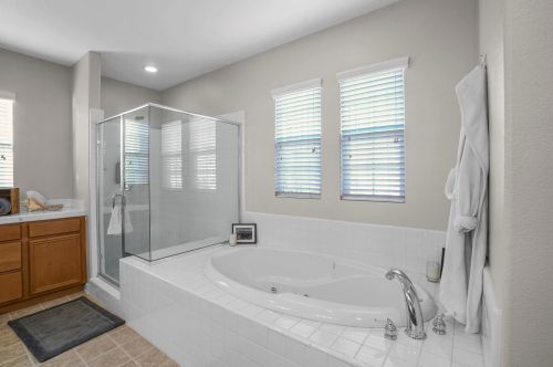27270 Dayton Ln, Temecula CA  92591-4455 exterior