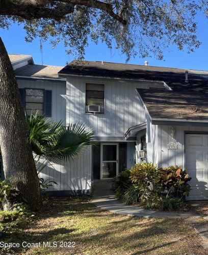 1321 Wilderness Ln, Titusville, FL 32796-4217