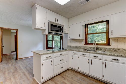 130 Aspen Way, Fayetteville GA  30214-4711 exterior