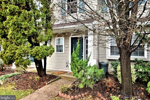 120 Hawthorne Ct, Collegeville, PA 19426-3918