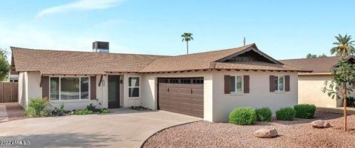 8743 Plaza Ave, Scottsdale AZ  85250-6710 exterior