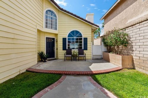 2483 Norte Vista Dr, Chino Hills, CA 91709-1315