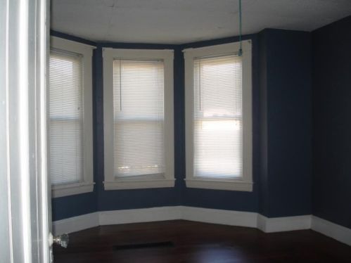 191 Burke St, Nashua NH  03060-4742 exterior