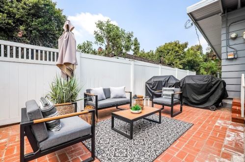 601 Valley View Dr, Fullerton CA  92835-4064 exterior