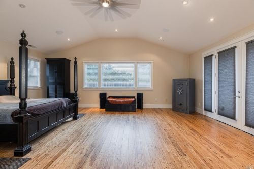 1857 Alice Dr, Penngrove CA  94951-9750 exterior