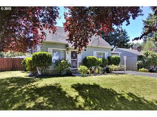 10840 Beech St, Portland, OR 97220-2750