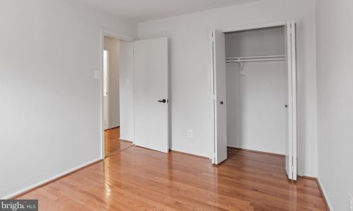 5509 Miles Ct, Springfield VA 22151-1714 exterior