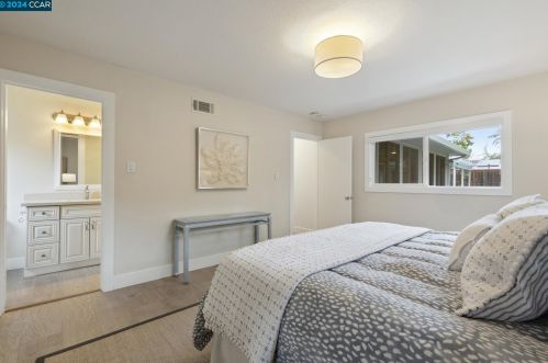 328 Glorietta Blvd, Orinda CA  94563-3204 exterior