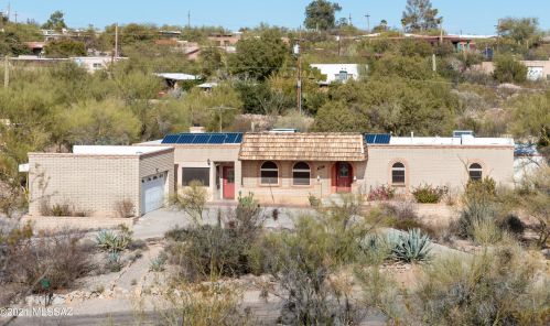 3030 Calle Gardenias, Tucson AZ  85745-1631 exterior