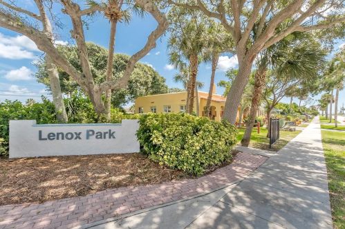 507 Ribault Ave, Daytona Beach, FL 32118-4754