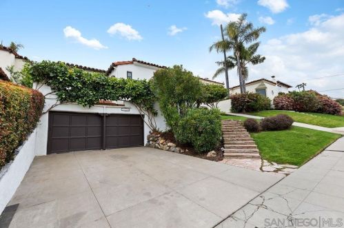 3221 Dumas St, San Diego CA  92106-1311 exterior