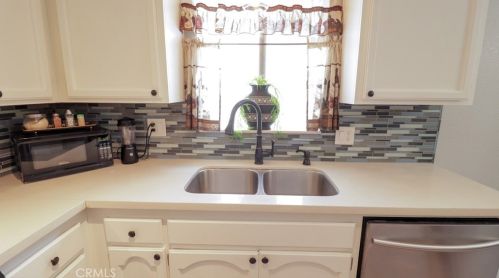 7331 Exeter St, Paramount, CA 90723-3397