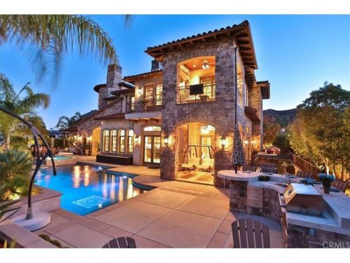 25711 Shady Oak Ln, Santa Clarita, CA 91381-0769