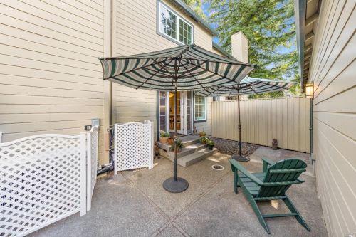 1228 St, Santa Rosa CA  95404-3457 exterior