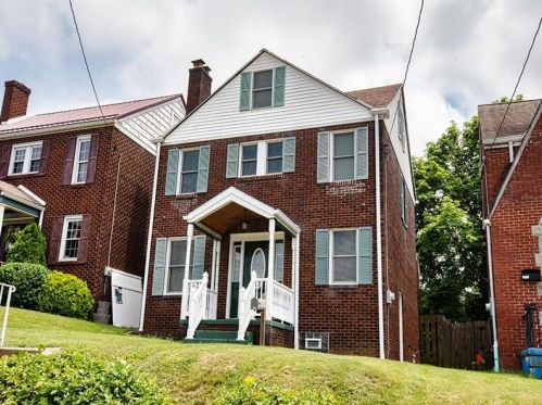 1618 Alcoa Dr, New Kensington, PA 15068-4054