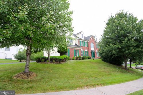 122 Steinbright Dr, Collegeville, PA 19426-3190