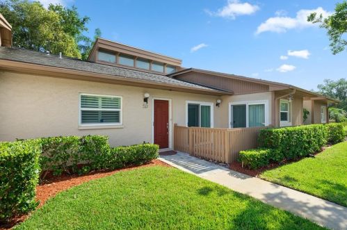 50 Balsam Dr, Oldsmar FL  34677-2339 exterior