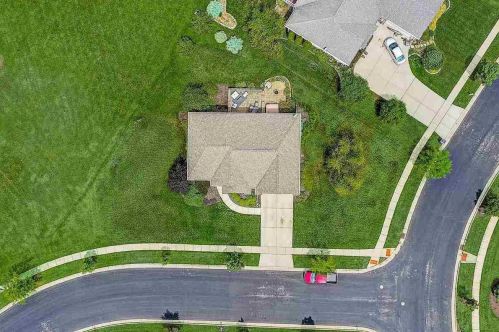 1023 Badger Dr, Lake Mills WI  53551-1774 exterior