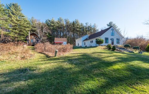 77 Burkehaven Hill Rd, Sunapee, NH 03782-2623